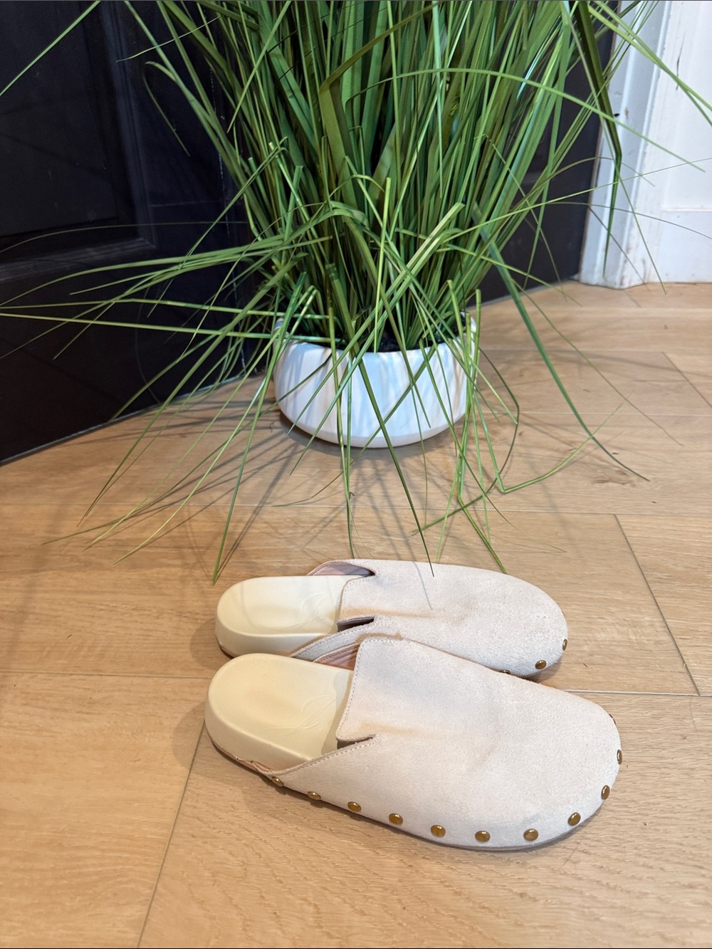 J. Crew Cream Slip-On Studded Clogs 7.5
